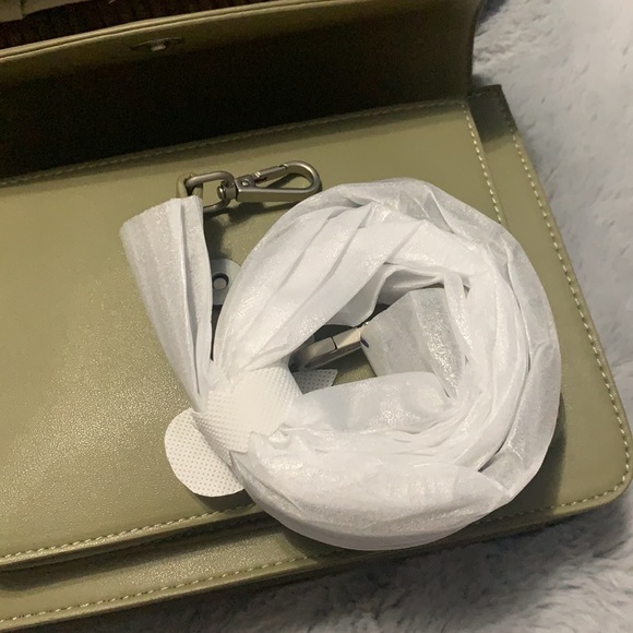 Brand New Vegan Leather Purse - Picture 6 of 7